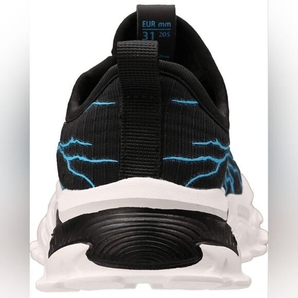 Young men's/ boy's size 5.5 shoes by Bronax. New - Picture 10 of 13